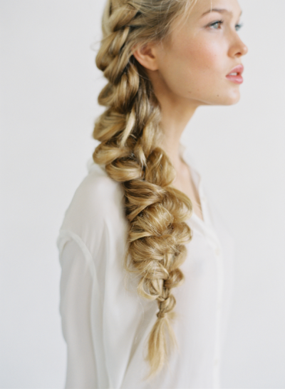 HAIRSTYLING: 4 Quick and Easy Styles for Long Hair