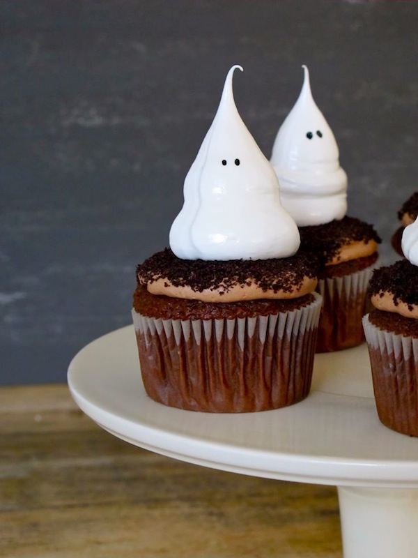 5 Adorable Halloween Ghost Cupcakes