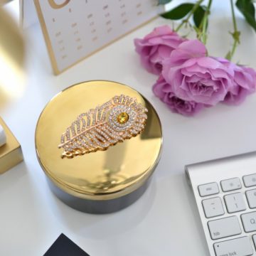 Currently Burning: Plume Candle