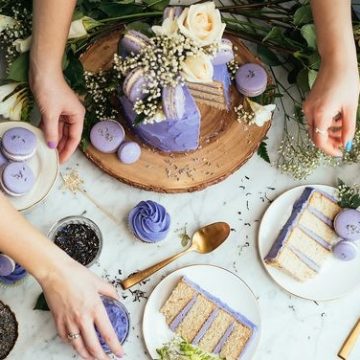 10 IRRESISTIBLE LAVENDER AND VIOLET RECIPES