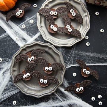 FUN + EASY TREATS TO TRY THIS HALLOWEEN!