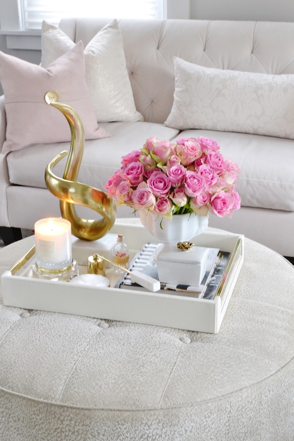 DECORATING WITH TRAYS