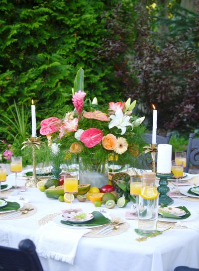 HOSTING A TROPICAL THEMED DINNER PARTY