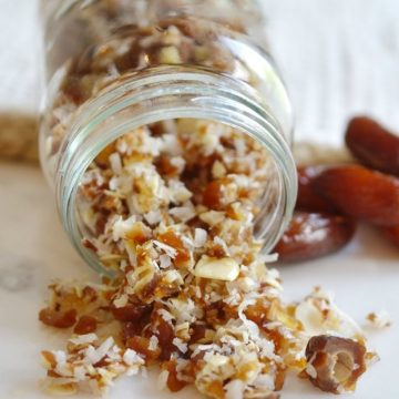 RAW DATE GRANOLA - A HEALTHIER SNACK OPTION