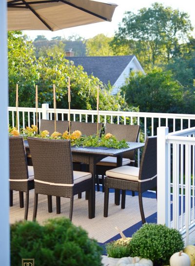 OUTDOOR LIVING SPACE INSPIRATION: HOW I TRANSITIONED OUR DECK FOR FALL