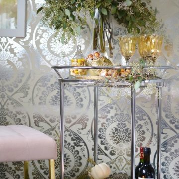 TIPS FOR DECORATING YOUR BAR CART INTO A FESTIVE FALL WINE CART