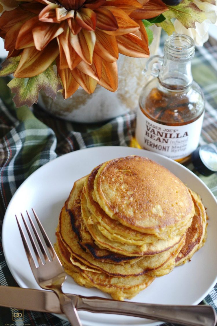 A MUST TRY BREAKFAST TO ENJOY THIS FALL SEASON: TRADER JOE'S PUMPKIN & WAFFLE MIX AND VANILLA INFUSED MAPLE SYRUP