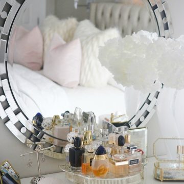 KEEPING IT ORGANIZED: HOW I DISPLAY + STORE BEAUTY PRODUCTS ON MY MAKEUP VANITY