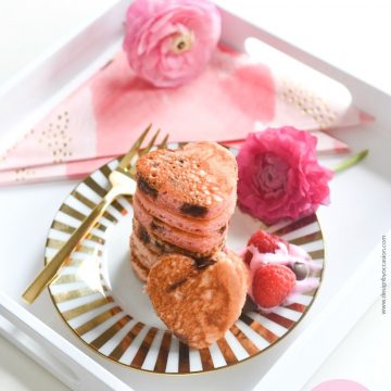 CHOCOLATE CHIP + ALMOND FLAVOURED MINI HEART-SHAPED PANCAKES BITES