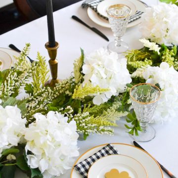 ST. PATRICK'S DAY TABLESCAPE