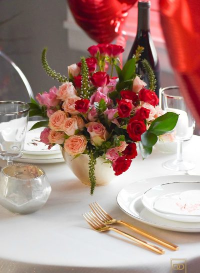 HOW TO SET UP A VALENTINE’S DAY TABLE FOR TWO AT HOME