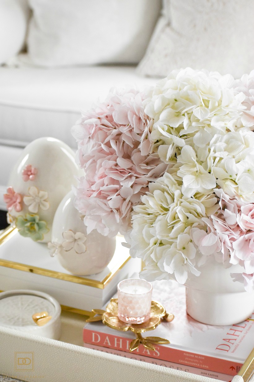 SPRING AND EASTER COFFEE TABLE DECOR