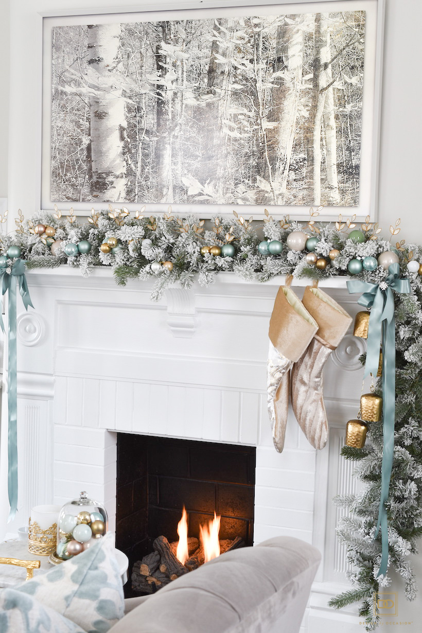 Christmas decorated fireplace mantel
