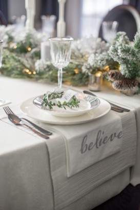 DESIGN BY OCCASION HOLIDAY HOME TOUR {PART 1}: SNOWY WHITE DINING ROOM