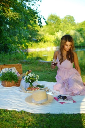 A Picture-Perfect Summer Picnic