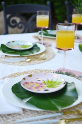 HOSTING A TROPICAL THEMED DINNER PARTY